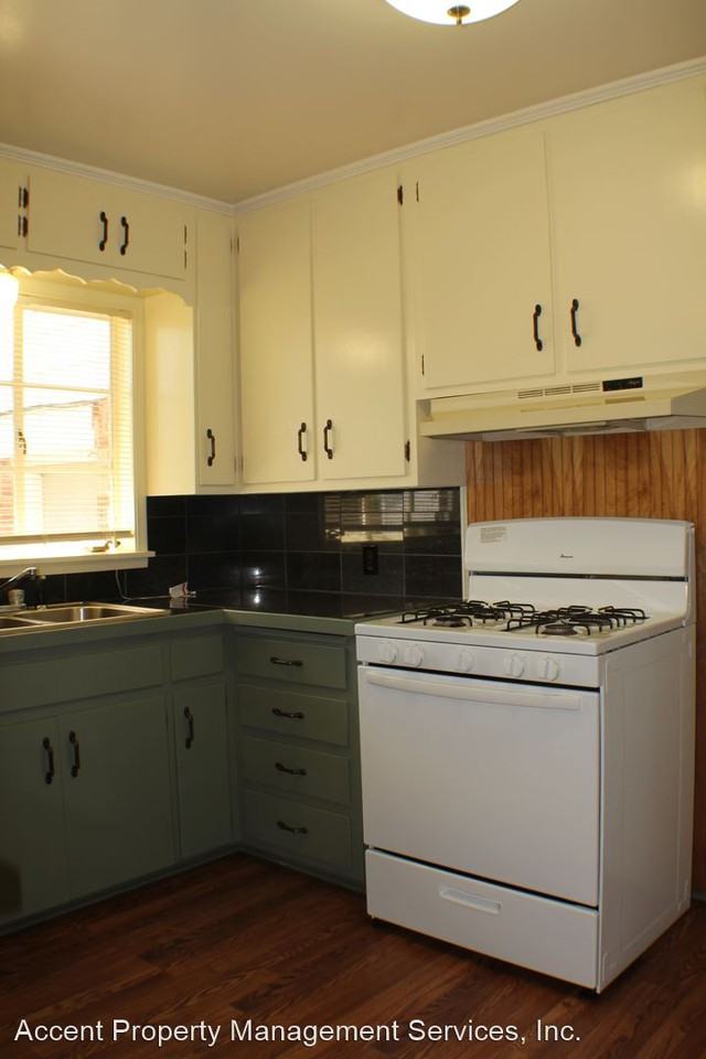 3936 E 54th St - Photo 2 of 16