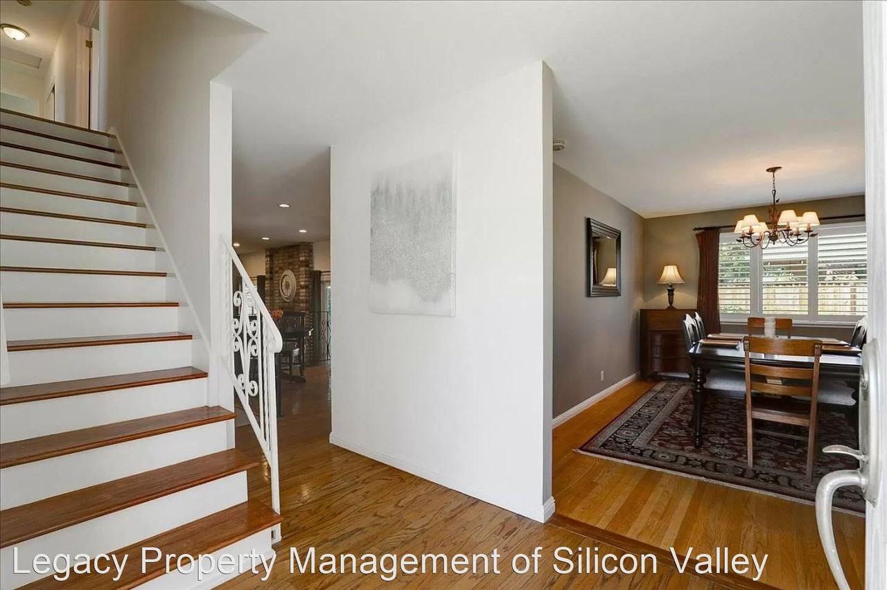 2899 Baton Rouge Dr - Photo 2 of 33