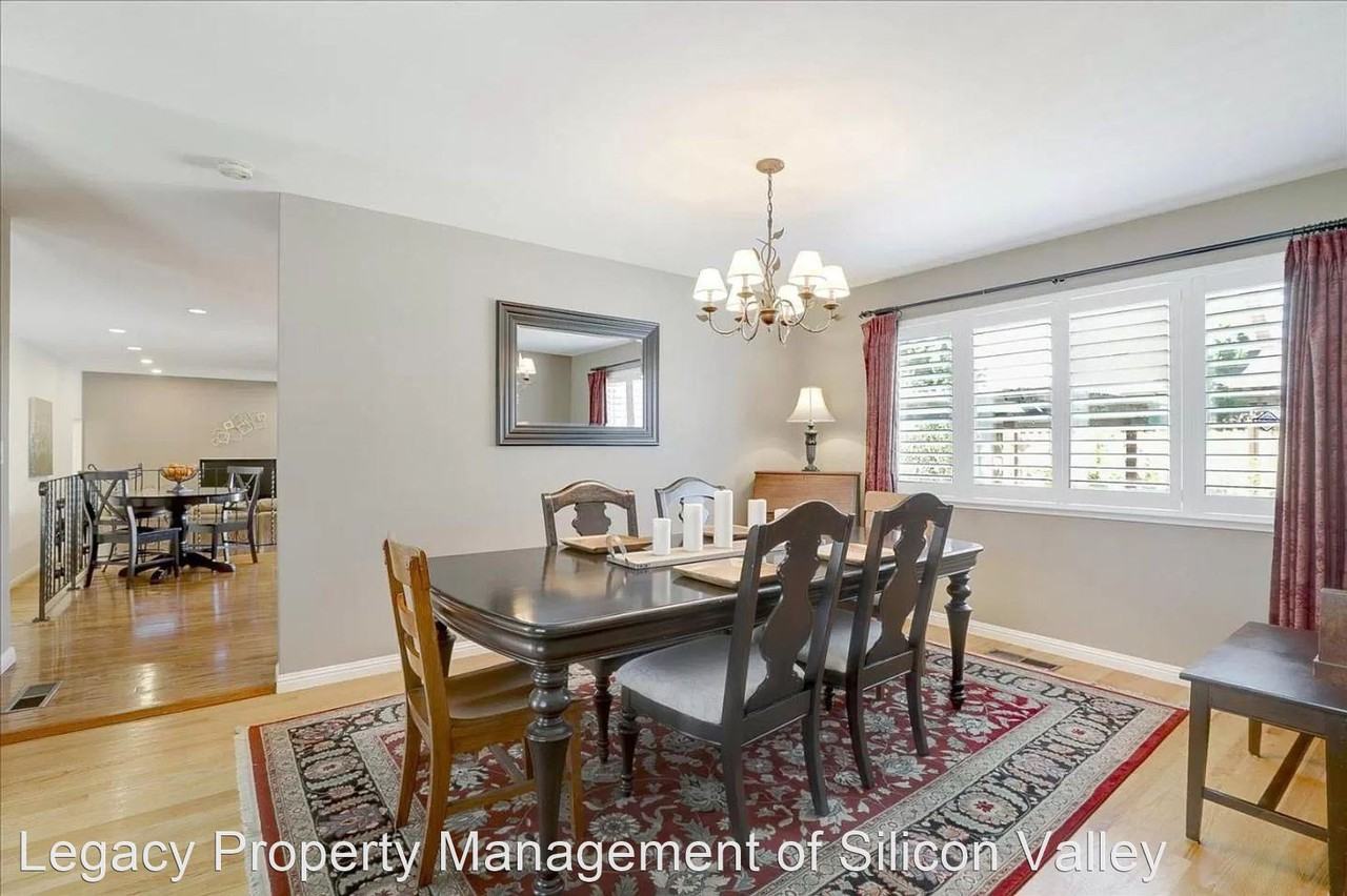 2899 Baton Rouge Dr - Photo 3 of 33