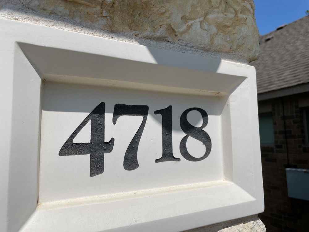 4718 Madrid Dr - Photo 3 of 32