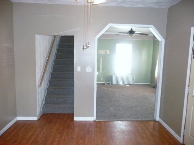 463 S Chestnut St - Photo 3 of 14