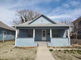 featured image of 204 E 11th Ave #1