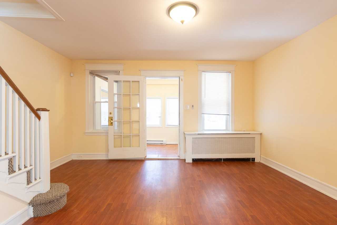 1500 Kinsdale St #1 - Photo 4 of 13