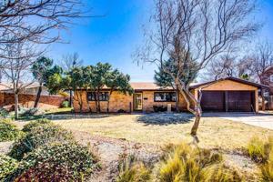 featured image of 5211 17th St #1
