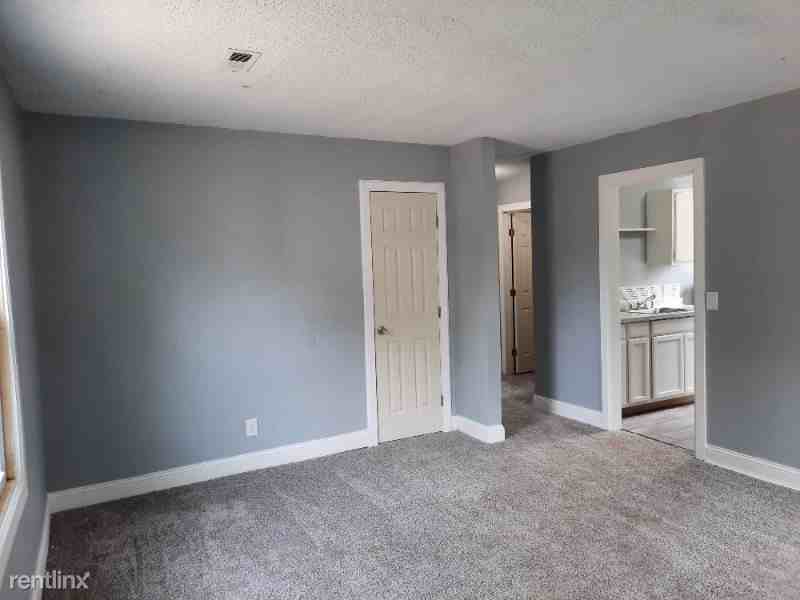 3521 E Sunview Ave - Photo 3 of 10