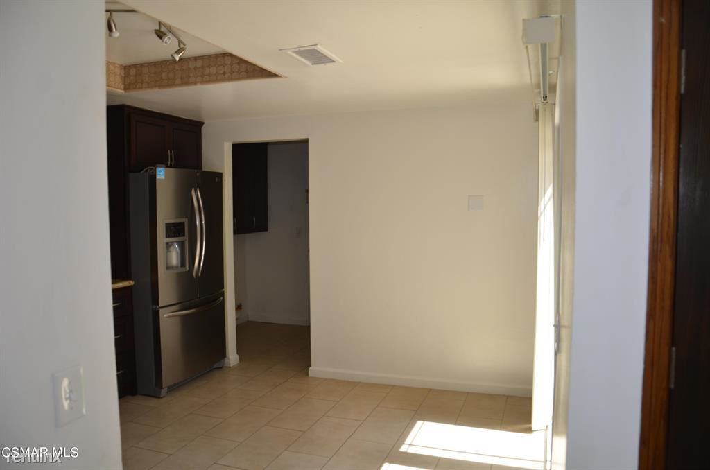 5305 Captains Pl - Photo 2 of 7