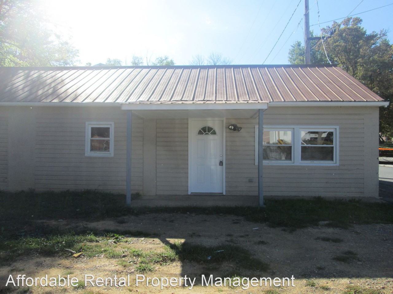 132 S Hawbaker Cir - Photo 2 of 13