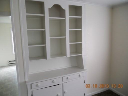 124 S Chehalis St #124 - Photo 3 of 11