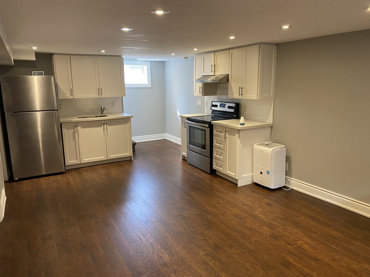 775 Upper Gage Ave - Photo 2 of 14