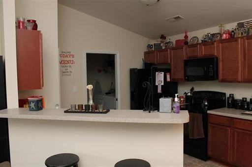 124 Eagle Ridge Dr - Photo 3 of 11