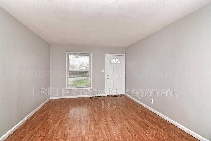 8711 Rosshire Dr - Photo 2 of 22