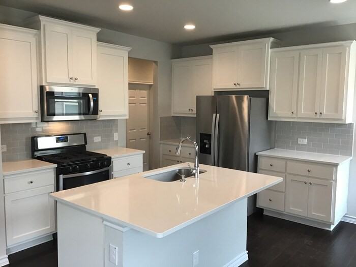 132 Silktassel Way - Photo 3 of 7