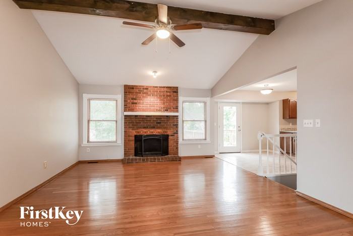 1817 Fairwood Forest Dr - Photo 2 of 14