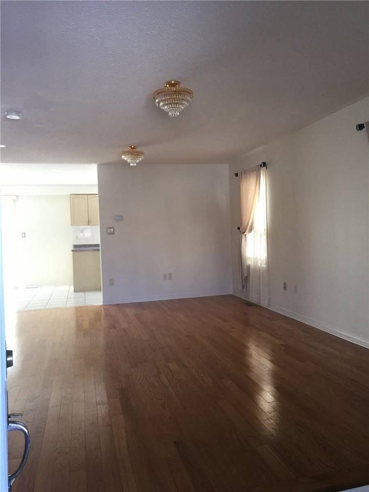 3258 Ridgeleigh Heights - Photo 2 of 8