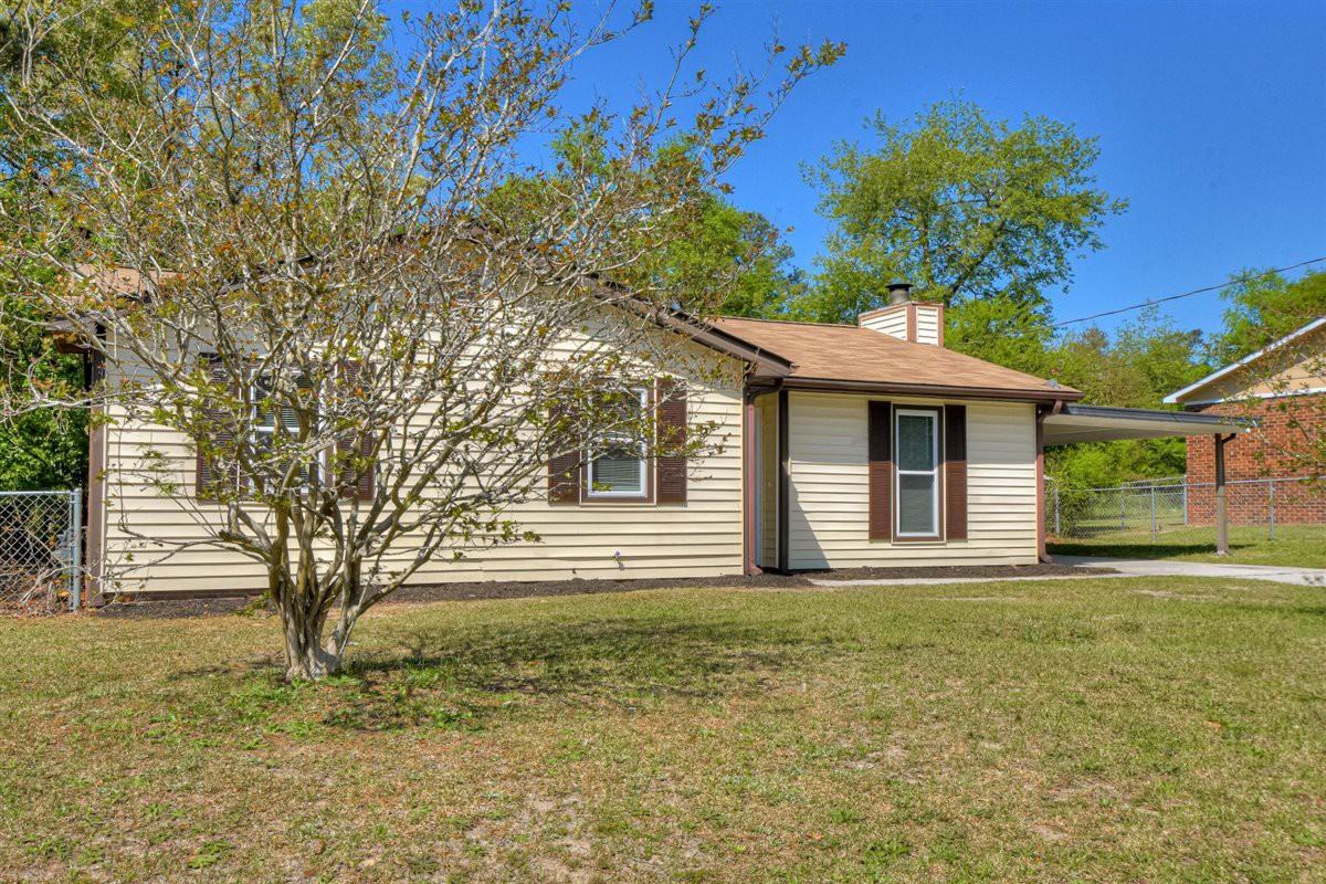 2317 Woodsman Dr #1 - Photo 3 of 18