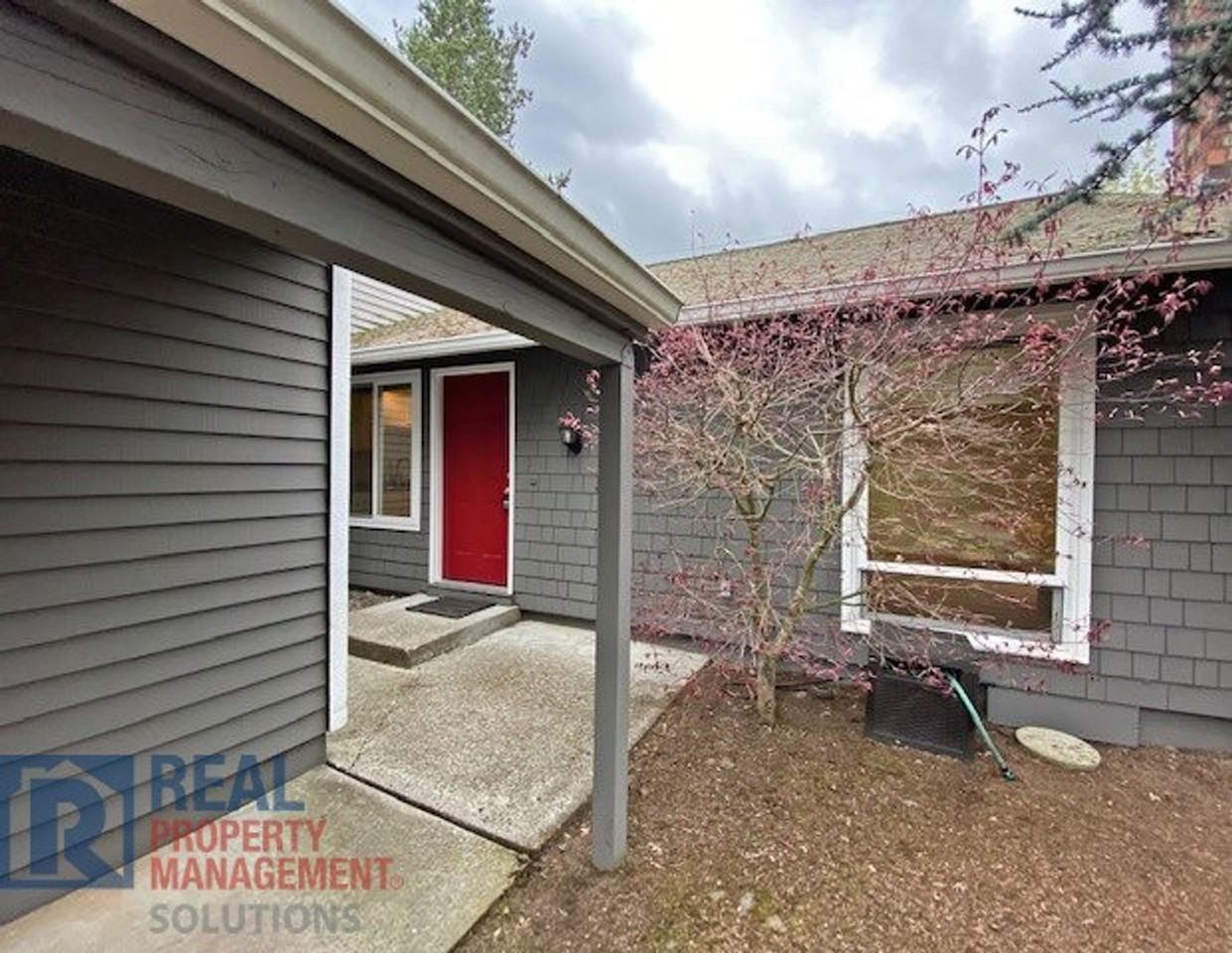 6051 Sw Heights Ln - Photo 2 of 23