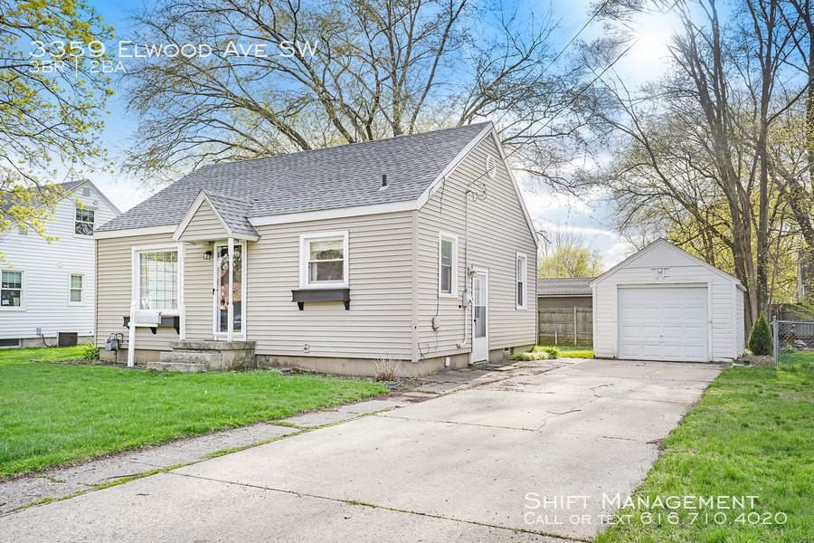 3359 Elwood Ave Sw - Photo 3 of 20