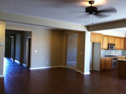 1326 Moonflower Ct - Photo 3 of 12