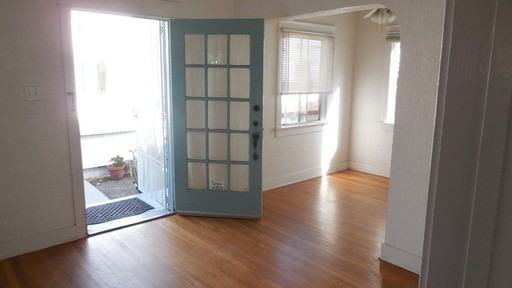 3115 Juniper St - Photo 3 of 6