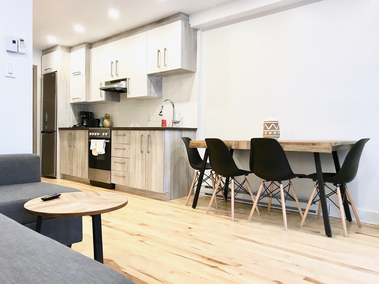 50 Avenue des Pins, Montréal, QC H2W 1R1 1 Bedroom Apartment for Rent