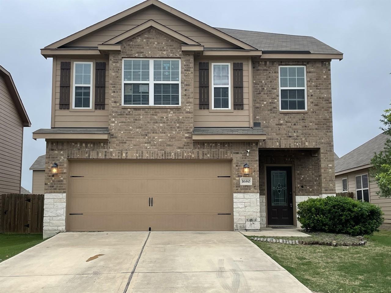 1680 Breanna Ln #1 - Photo 2 of 15
