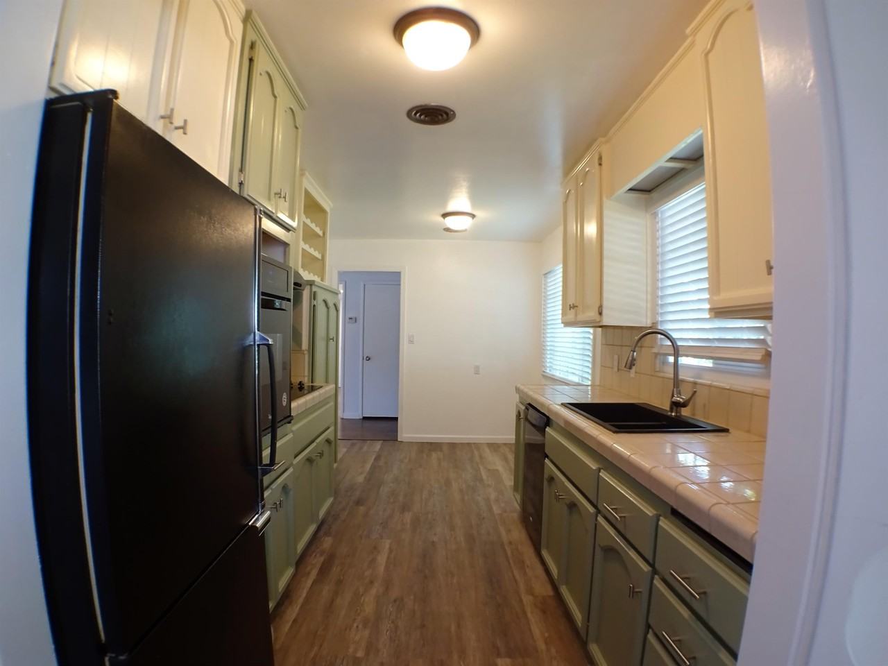 708 Douglas Ln #1 - Photo 6 of 16