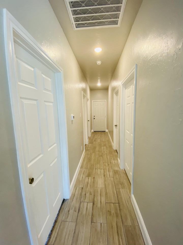 4102 Gordon St #1 - Photo 7 of 13