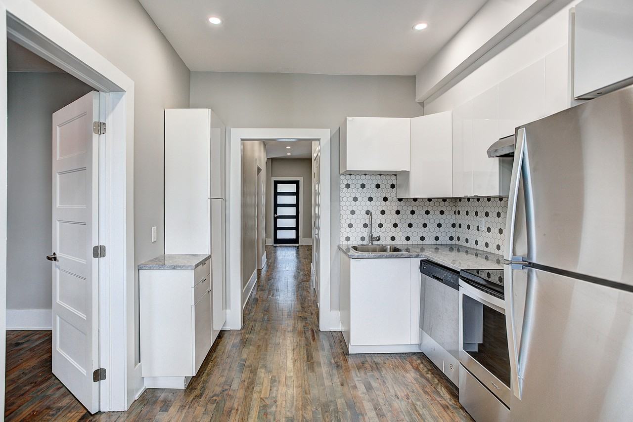 441 4e Avenue #A - Photo 2 of 20