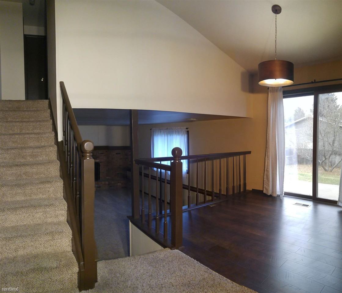 1960 Promenade Way - Photo 2 of 16
