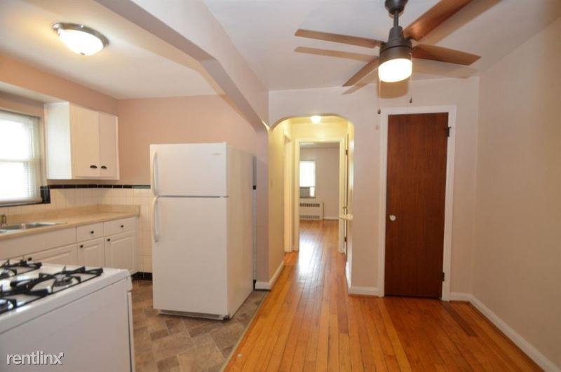 2769 2769 Losantiville Ave 4 - Photo 3 of 7