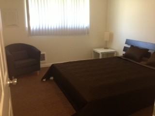 940 NE 183rd Ave - Photo 3 of 5