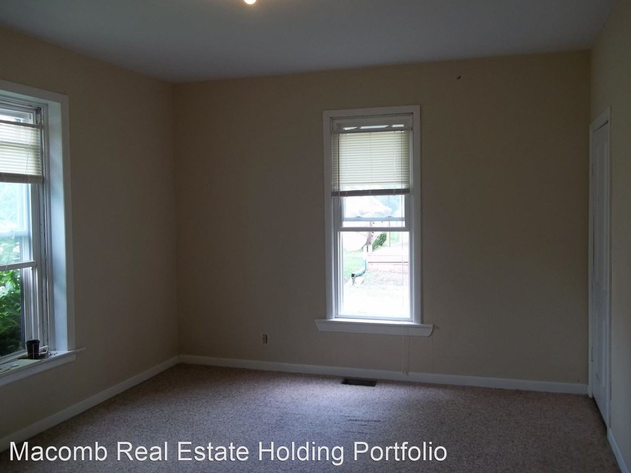 430 W Murray St - Photo 2 of 3