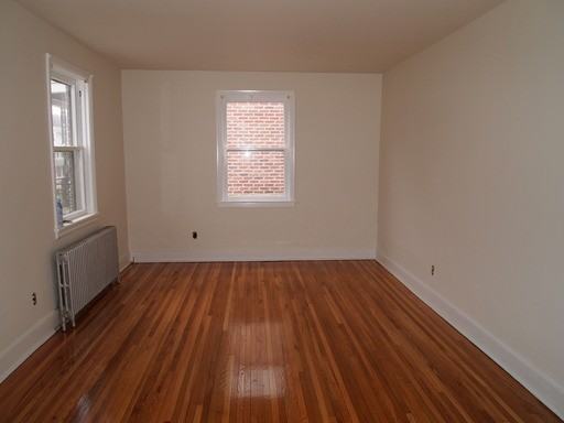 1031 Jeter Ave - Photo 2 of 10