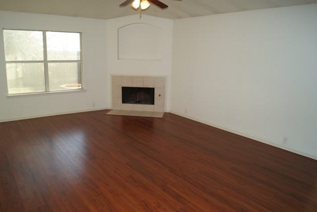 2312 Tailburton Ct - Photo 3 of 16