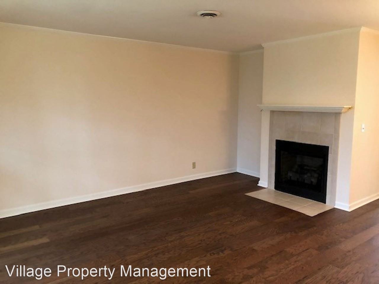 419 Plantation Ct - Photo 3 of 17