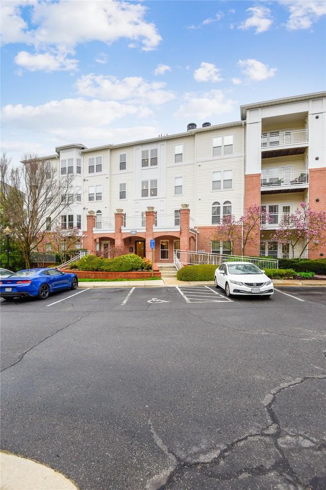 2931 Deer Hollow Way #102 - Photo 4 of 50