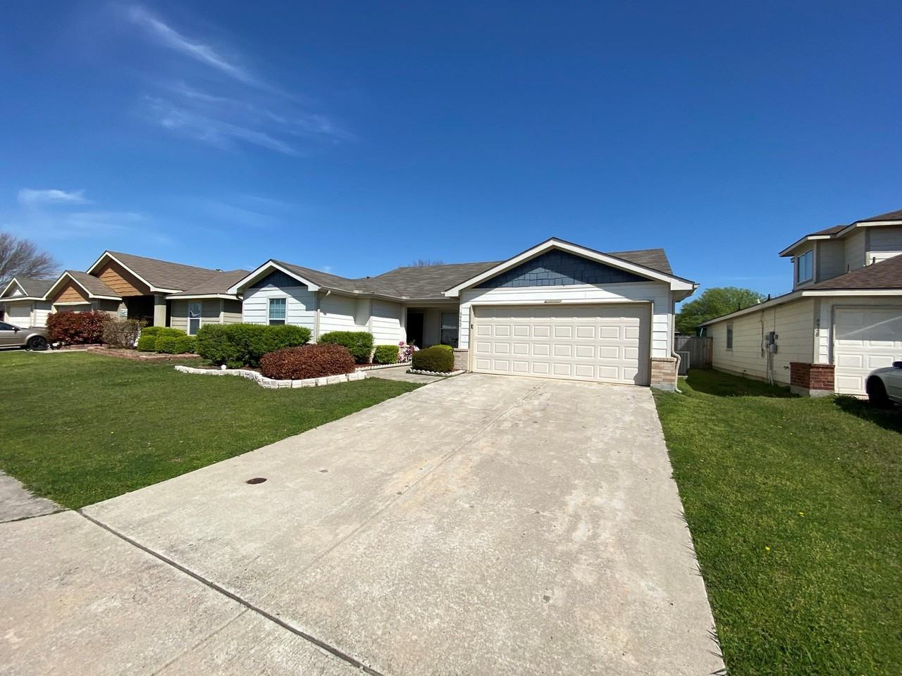 9952 Thomas Jefferson Dr - Photo 3 of 14