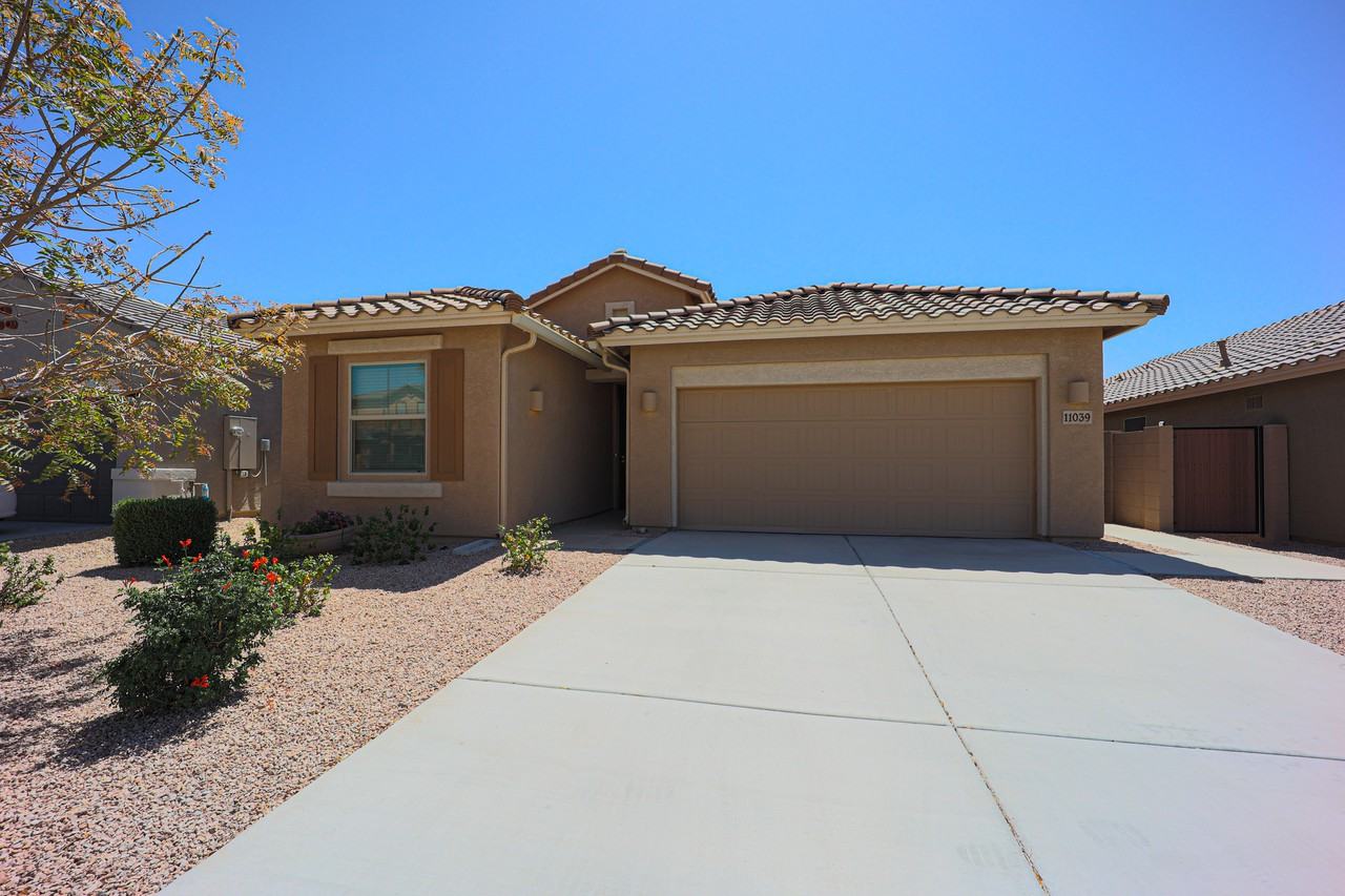 11039 E Verbina Ln - Photo 3 of 37