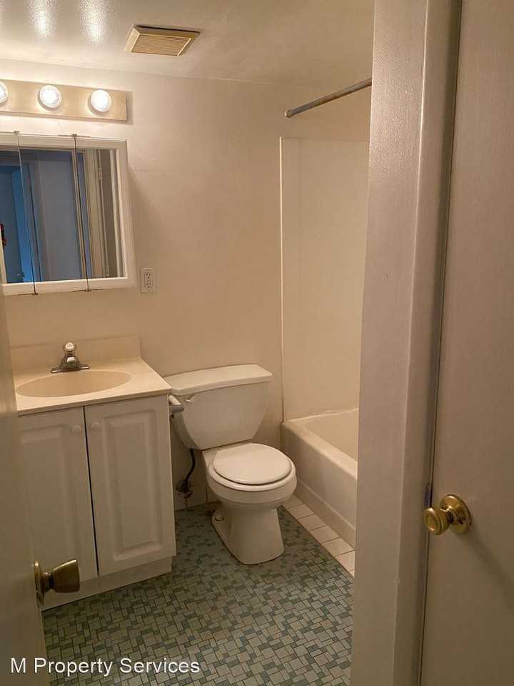 141 E 4th Ave - Photo 3 of 5