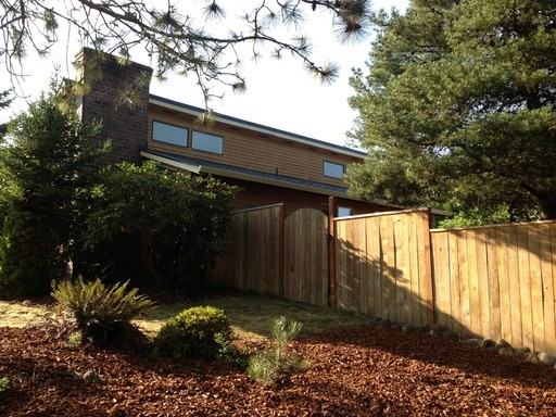 796 SW Birdsdale Dr - Photo 2 of 16