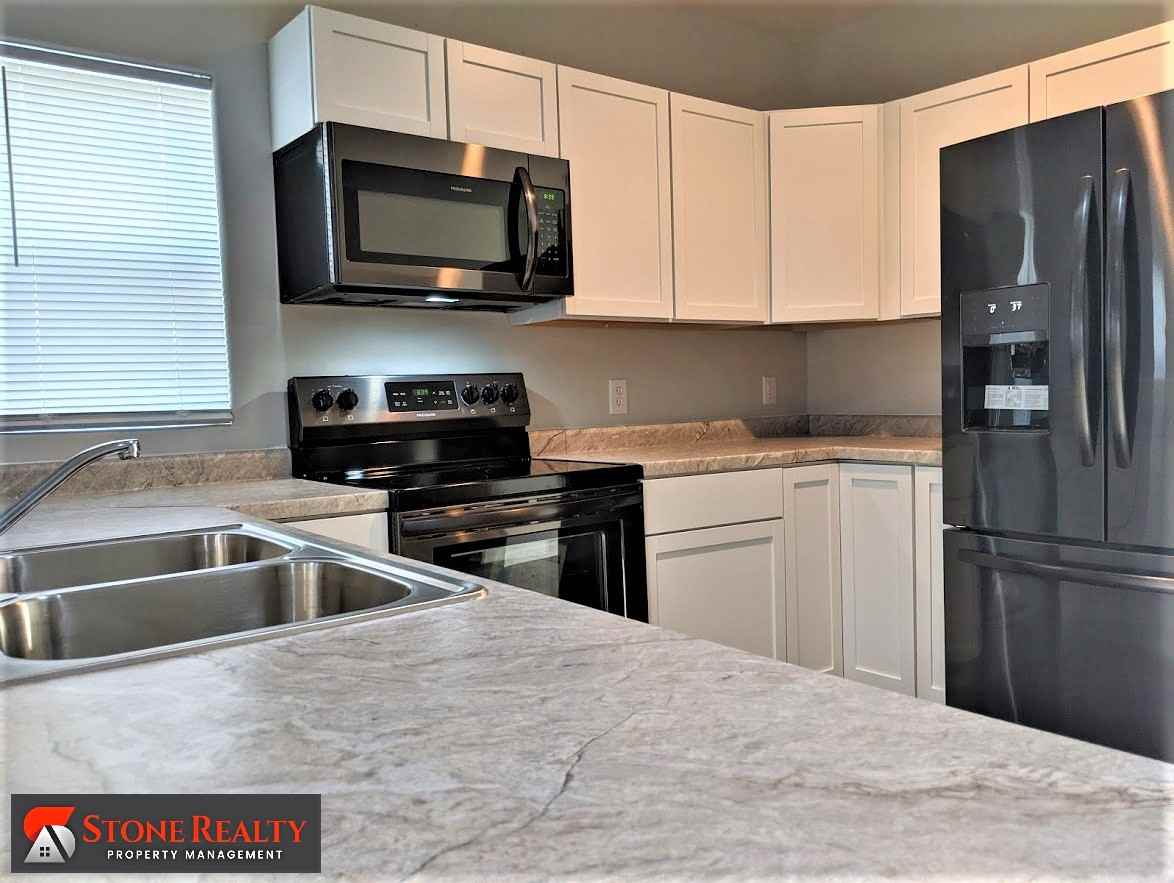 47 Oakland Ave #1 - Photo 3 of 14