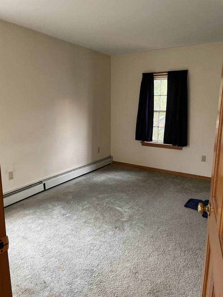 266 Ten Rod Road #1a - Photo 3 of 3