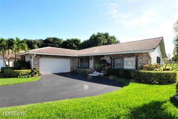 10054 Crosswind Rd - Photo 2 of 6