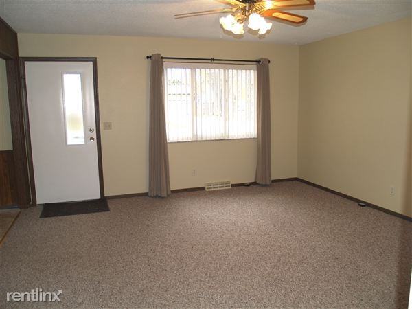 5533 Pageland Dr - Photo 3 of 9