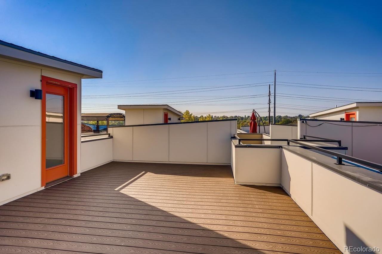 Perry Street - Photo 5 of 9