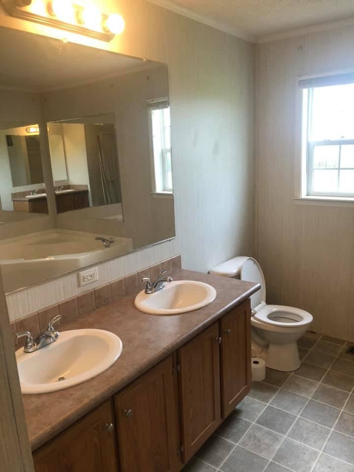 2203 Gillham Rd - Photo 3 of 25