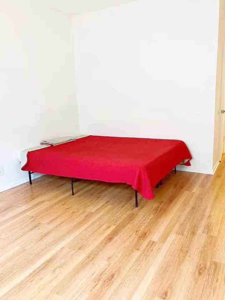 1424 Amherst Ave - Photo 2 of 50