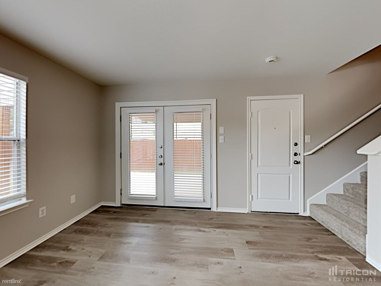 11059 Barclay Pt - Photo 3 of 15