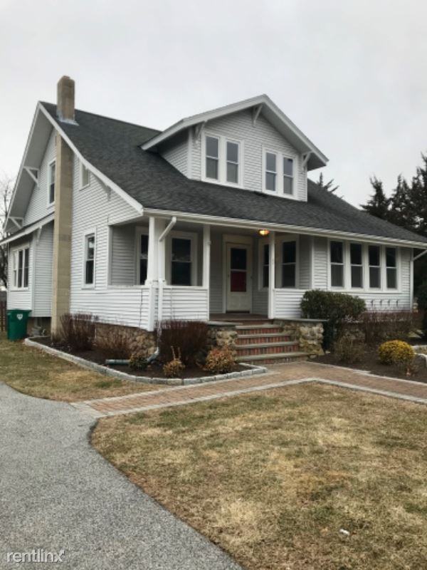 320 Seven Mile Rd - Photo 2 of 20