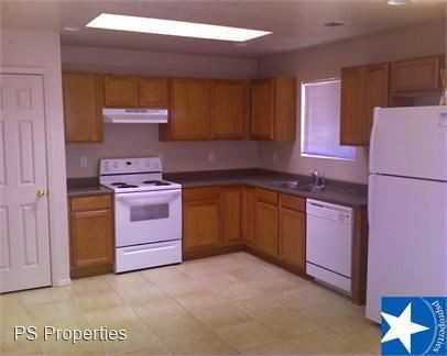 504 Maple Ave #1 - Photo 2 of 3